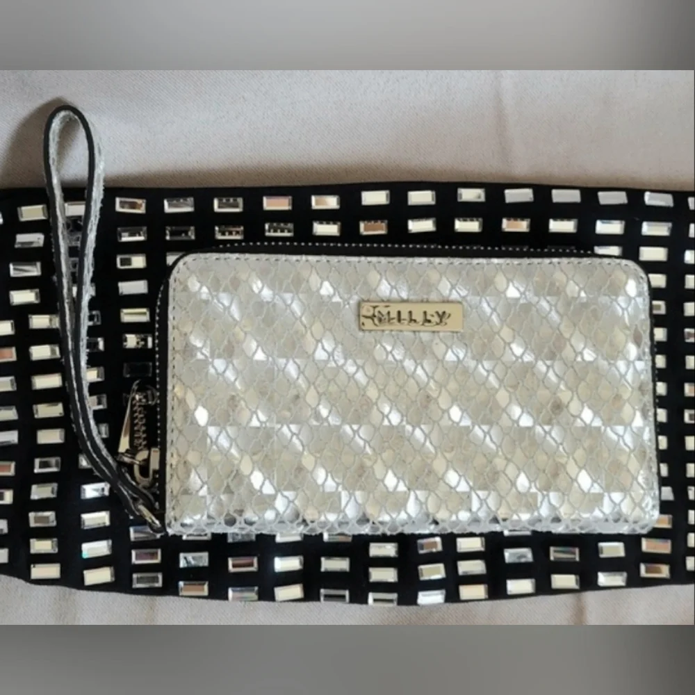 MILLY Wristlet‎ Wallet, NEW!Zip, Snakeskin, Silver Irridescent,